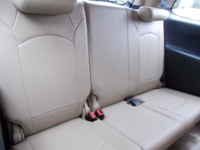 Used 2012 GMC Acadia SLT image 24