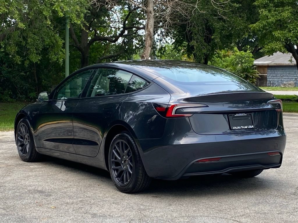 Used 2026 Tesla Model 3 AWD/4WD image 6