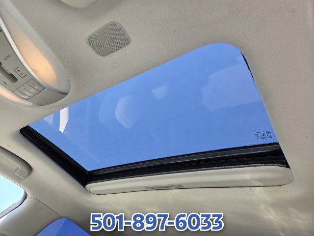 Used 2018 INFINITI Q70 L 3.7 RWD image 17