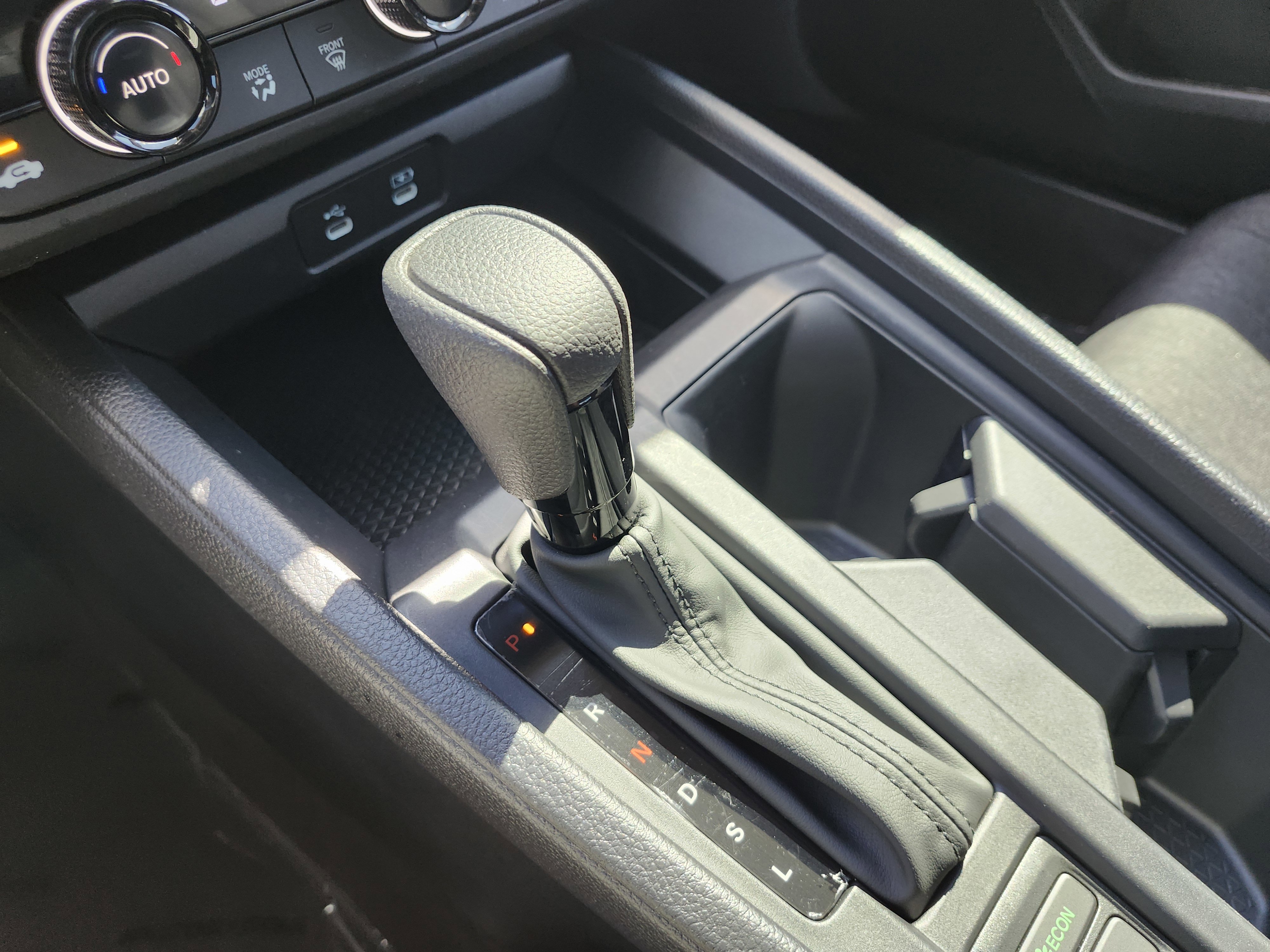 Used 2025 Honda Accord SE image 34