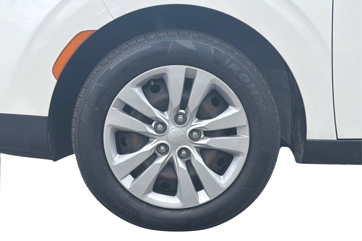 Used 2021 Kia Soul LX FWD image 24