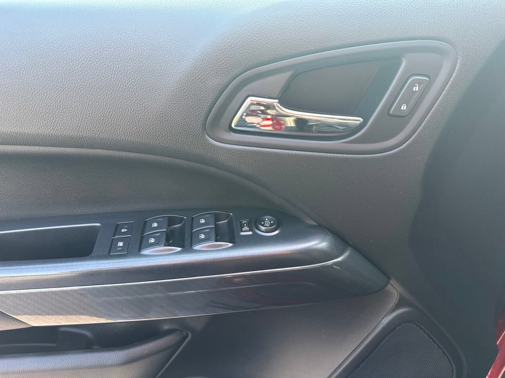 Used 2021 GMC Canyon AT4 w/ Driver Alert Package AWD/4WD image 11