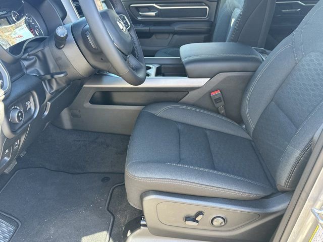 New 2026 RAM 1500 2WD Crew Cab image 9