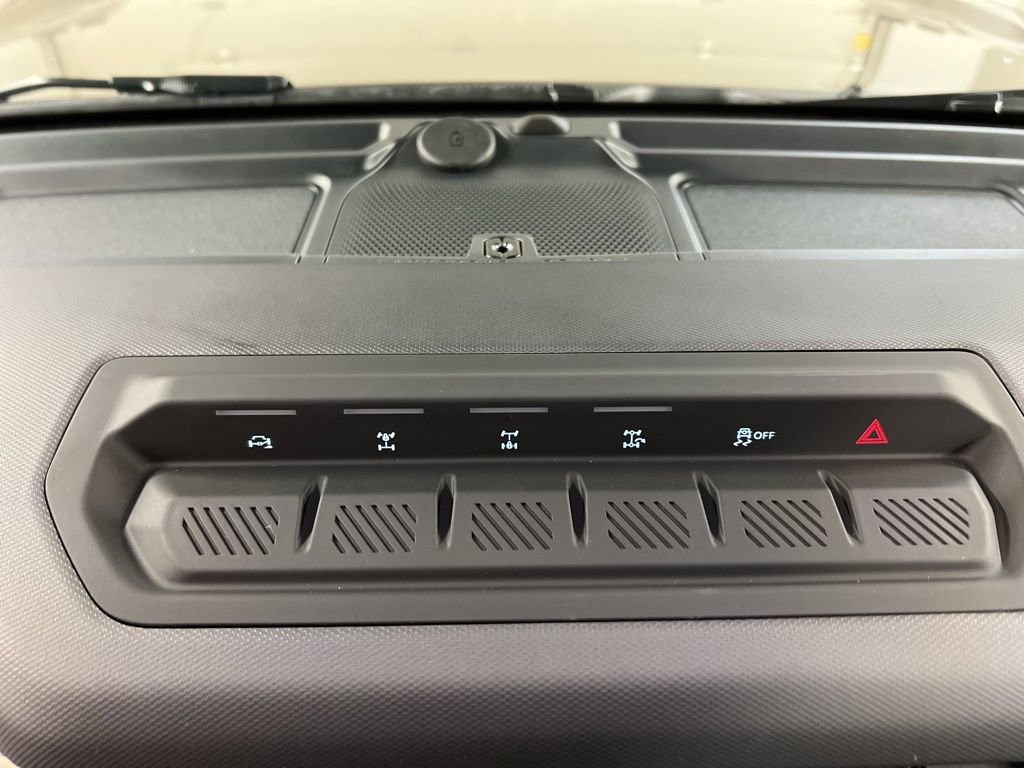 New 2026 Ford Bronco Badlands image 25