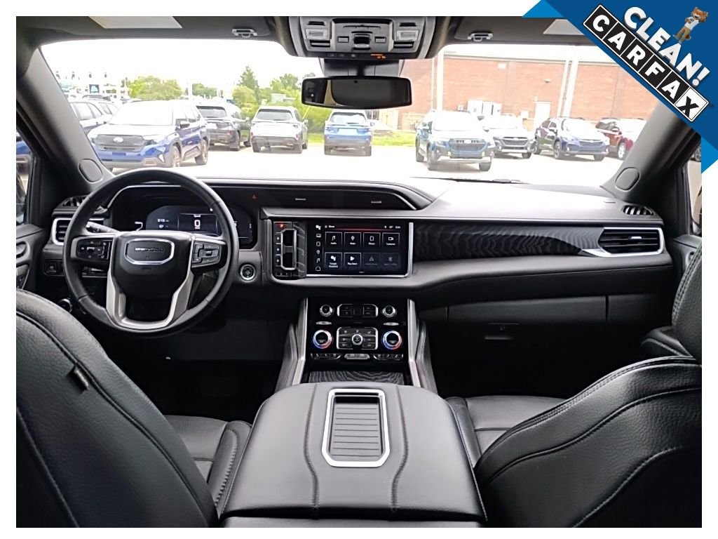Used 2023 GMC Yukon XL Denali AWD/4WD image 29