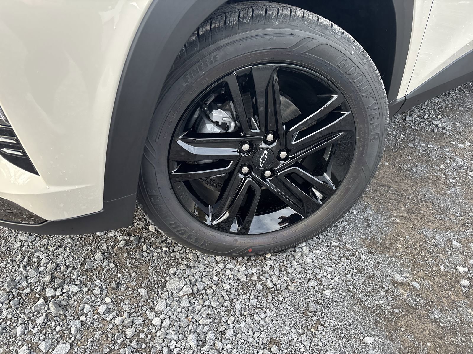 New 2026 Chevrolet Trax ACTIV FWD image 13