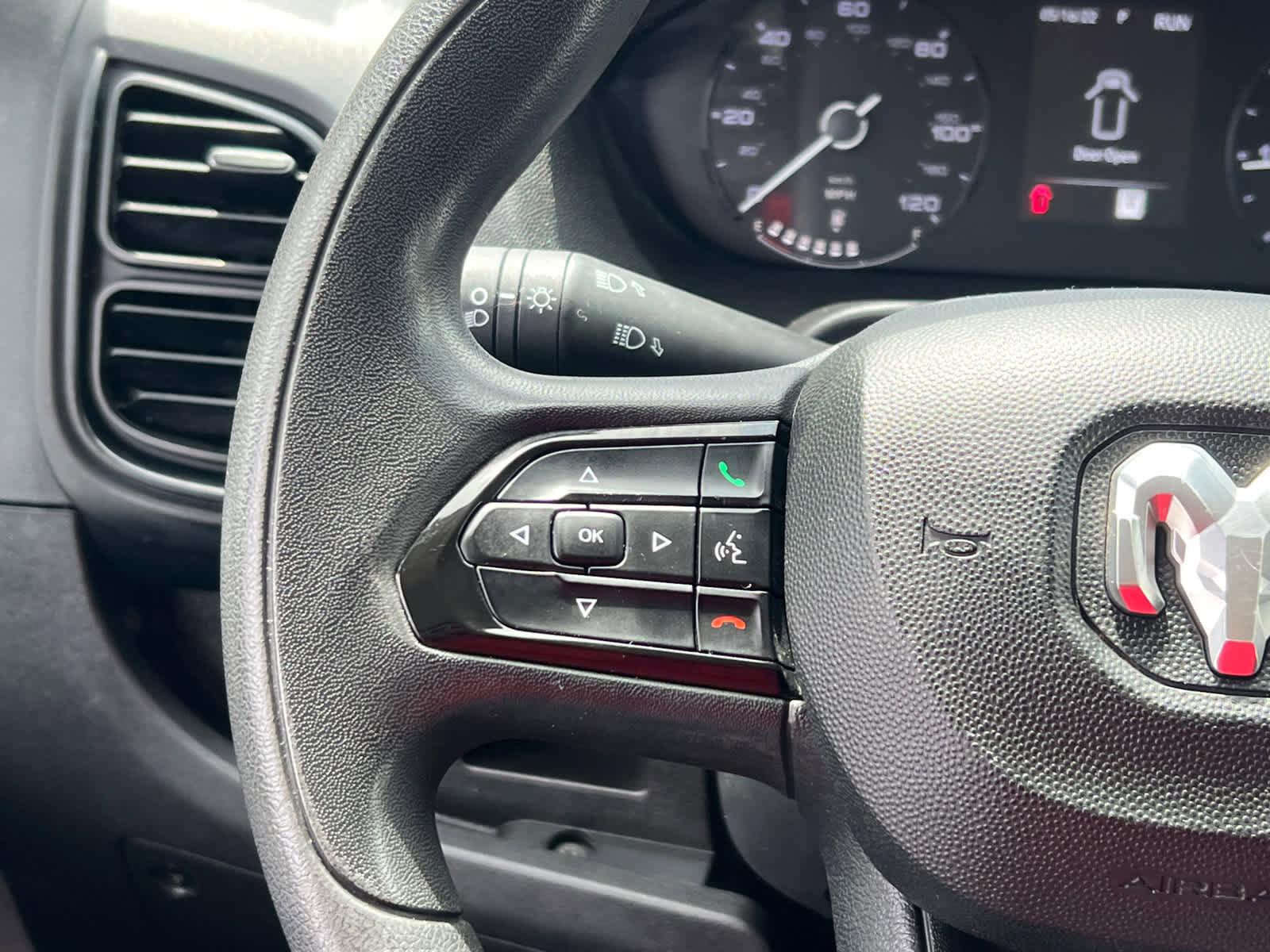 Used 2023 RAM ProMaster 2500 FWD image 21