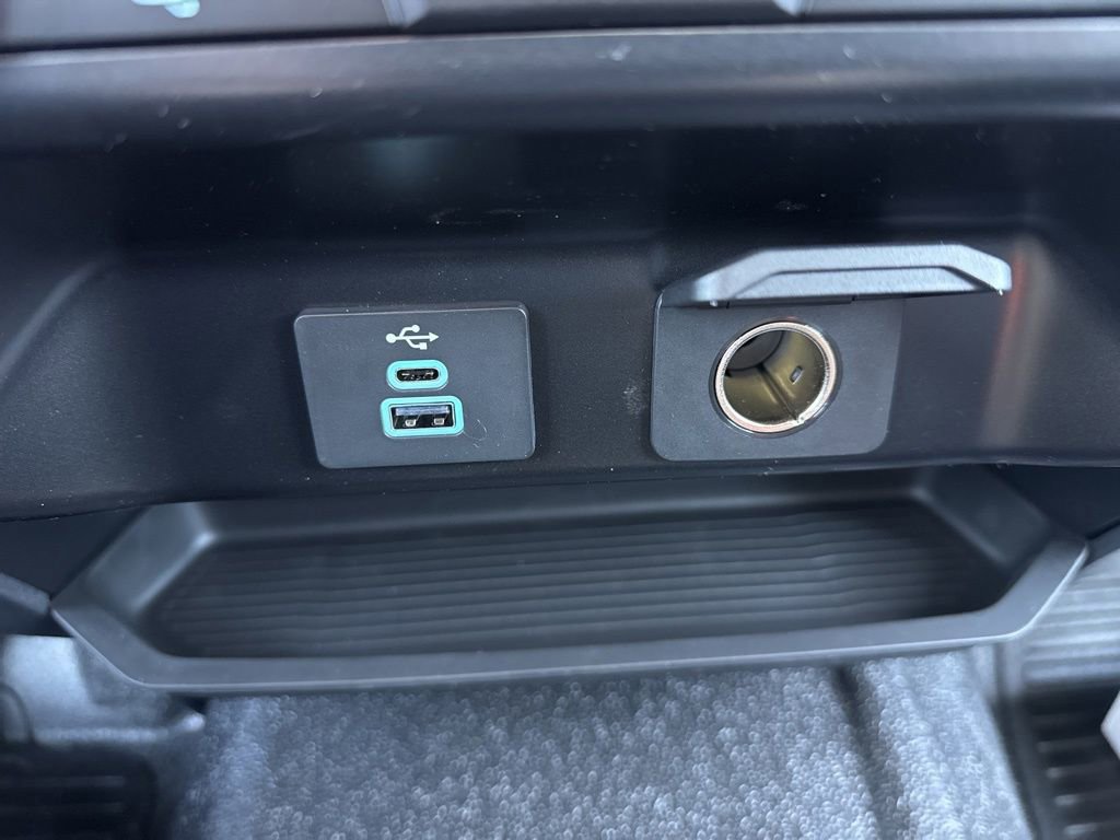 New 2026 Ford F350 XL w/ XL Chrome Package image 30