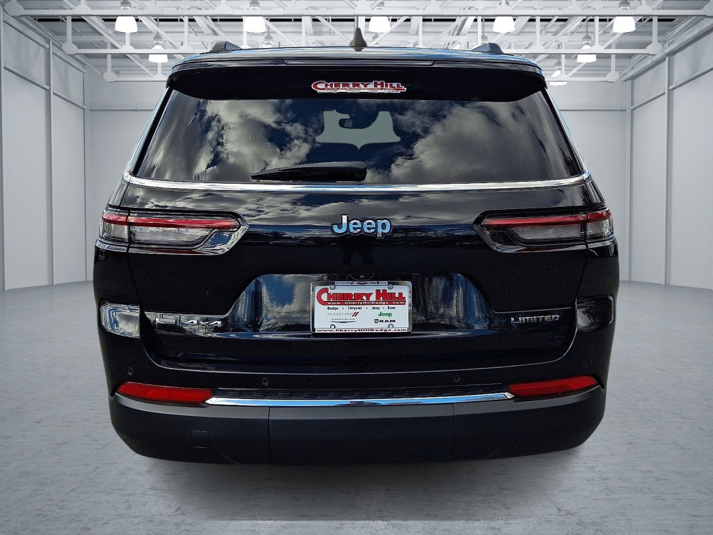 Certified 2022 Jeep Grand Cherokee L Limited image 4