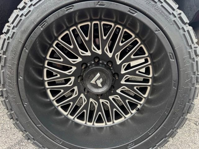 Used 2019 Ford F350 Limited image 33