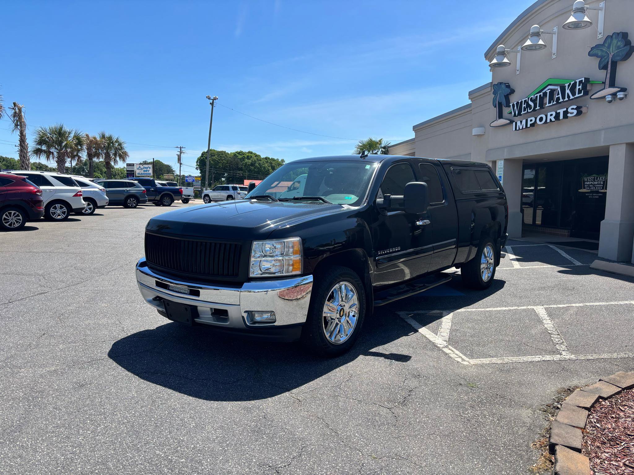 Used 2013 Chevrolet Silverado 1500 LT AWD/4WD image 4