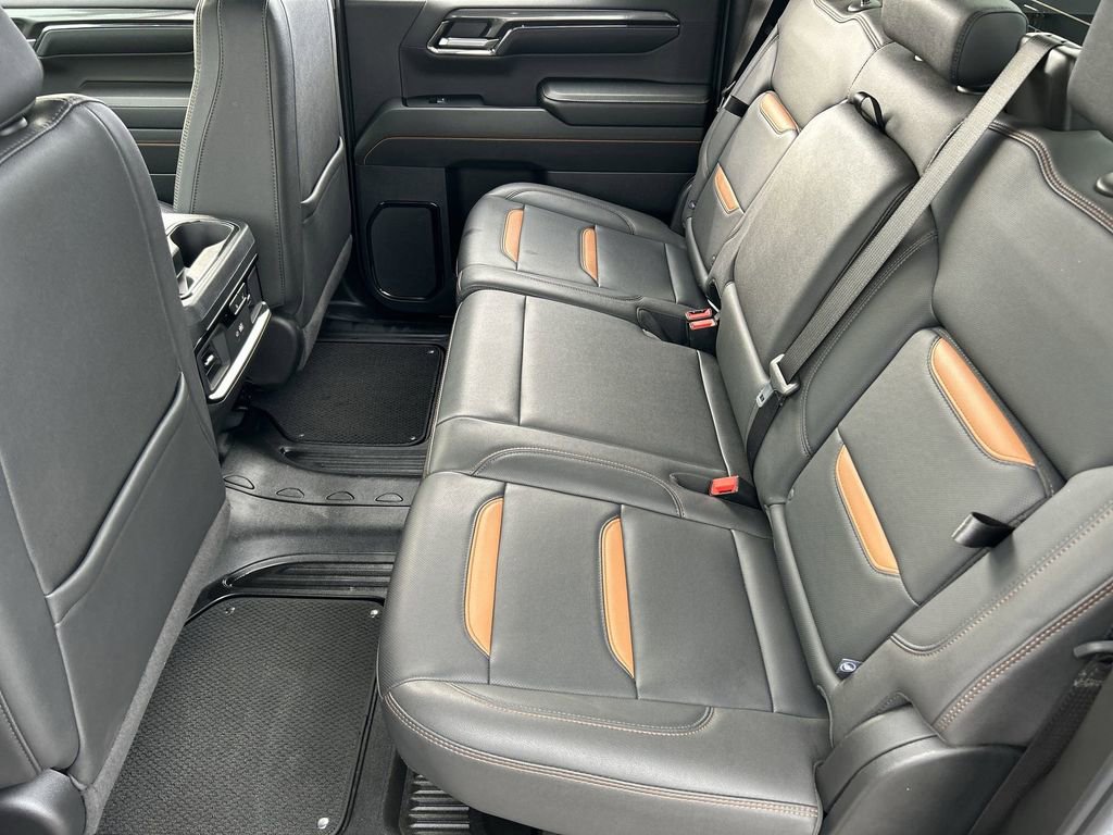 Used 2024 GMC Sierra 1500 AT4 w/ Technology Package AWD/4WD image 25