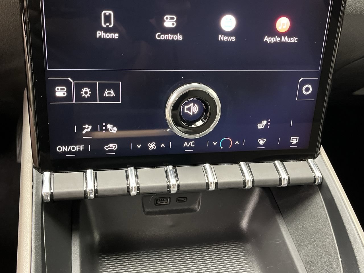 Certified 2025 GMC Terrain Elevation AWD/4WD image 19