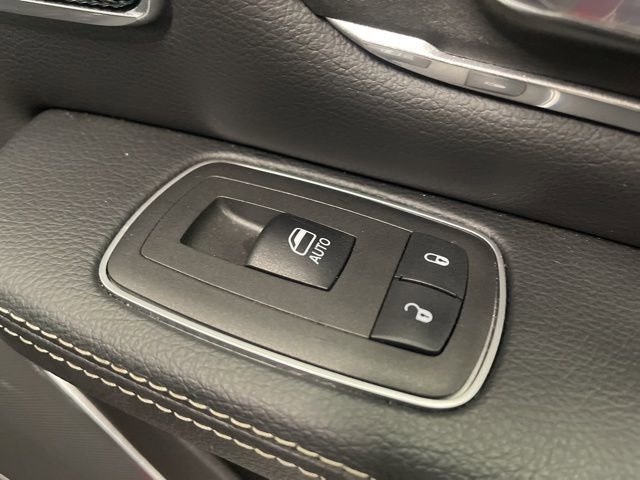 Used 2023 RAM 1500 Laramie image 28