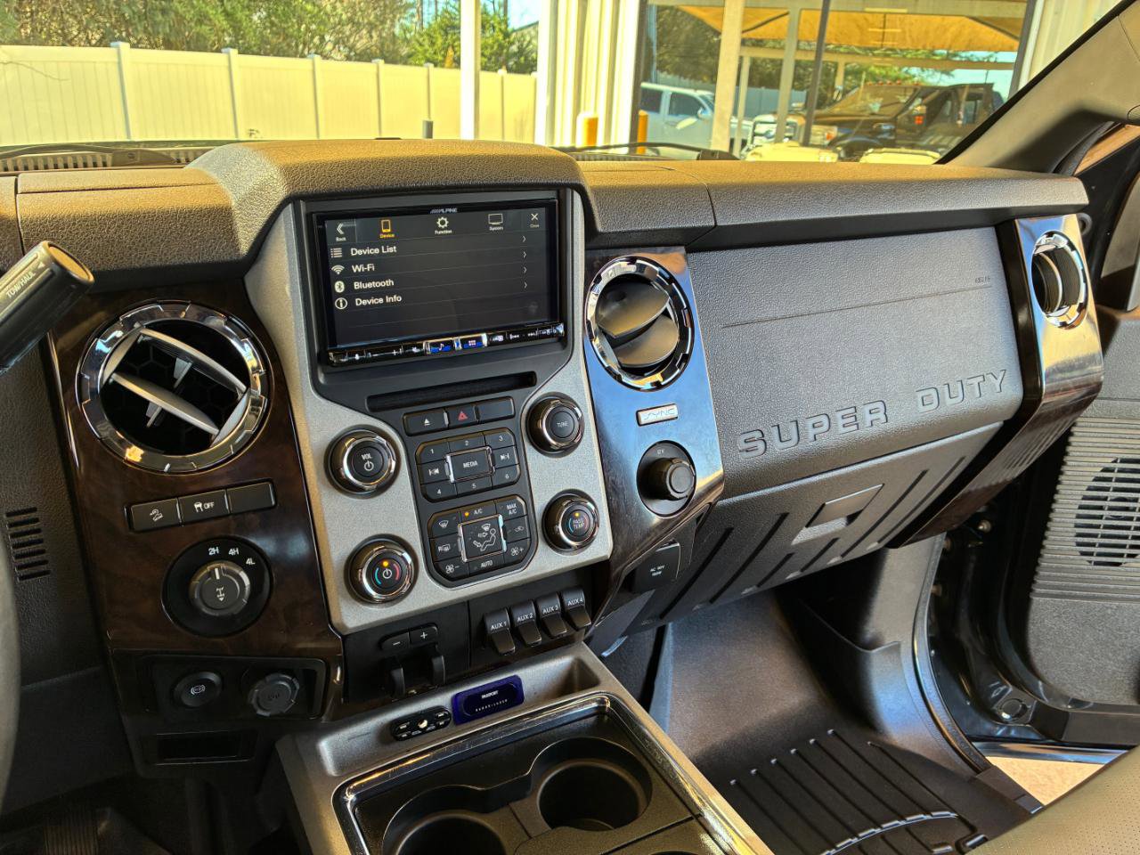 Used 2015 Ford F250 Platinum w/ FX4 Off-Road Package image 21