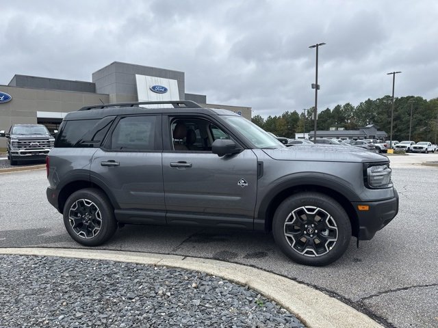 New 2025 Ford Bronco Sport Outer Banks w/ Outer Banks Tech Package+ image 1