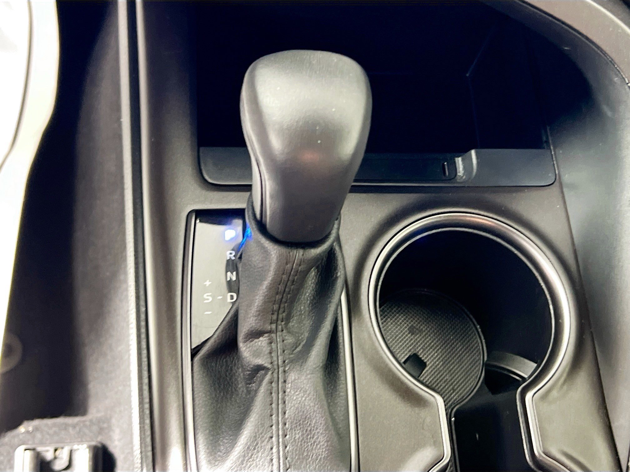 Used 2024 Toyota Camry SE FWD image 23
