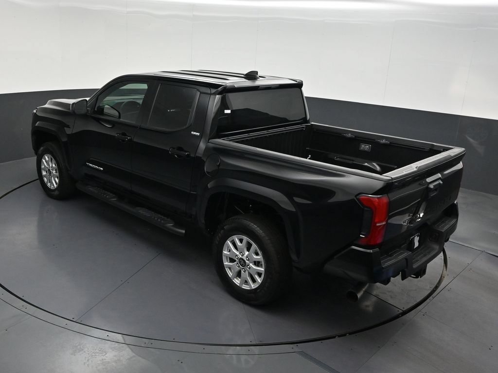 Used 2025 Toyota Tacoma SR5 RWD image 18
