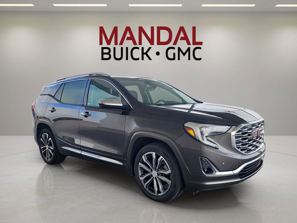 Used 2019 GMC Terrain Denali w/ Advanced Safety Package image 4