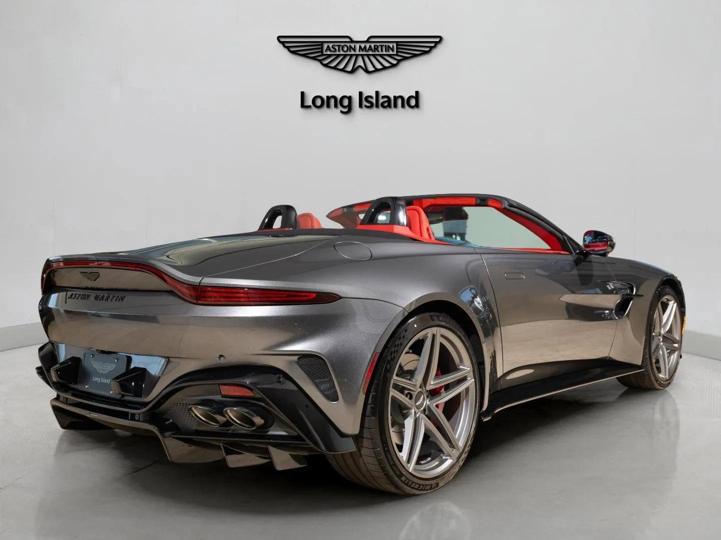 New 2026 Aston Martin V8 Vantage Roadster image 7