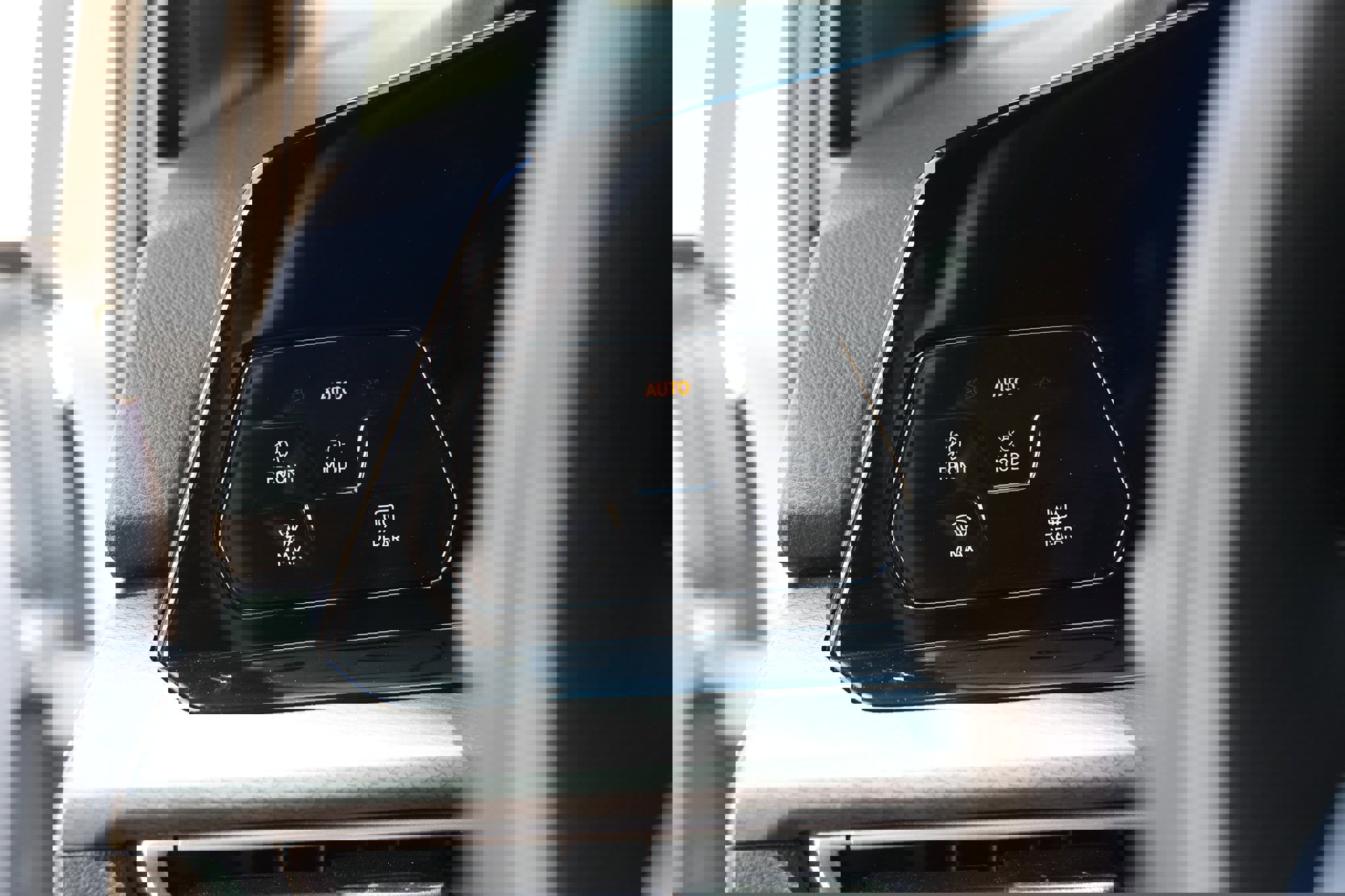 Used 2023 Volkswagen GTI SE w/ SE Leather Package image 28