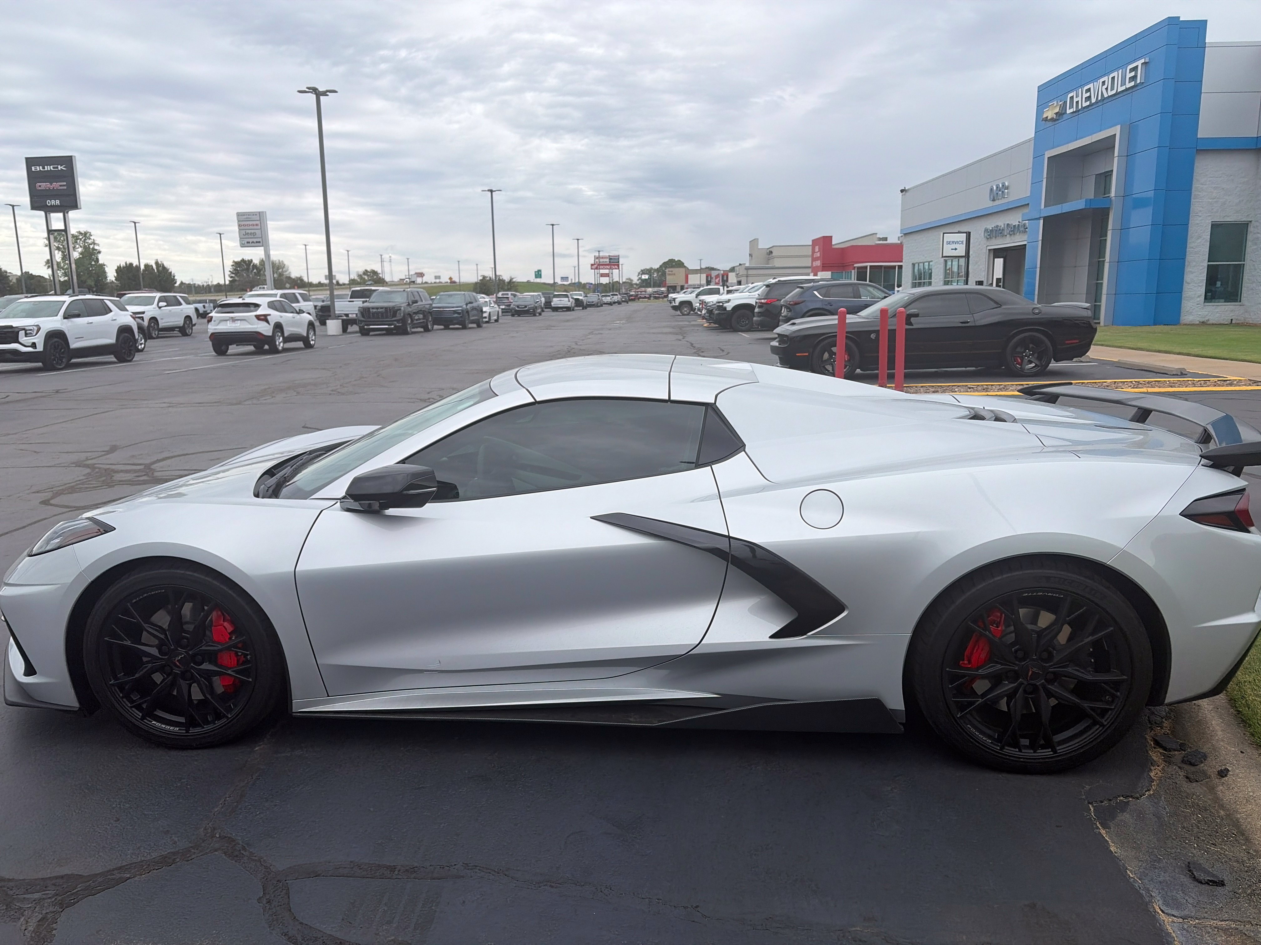 Used 2026 Chevrolet Corvette Stingray Premium Conv w/ Z51 Performance Package RWD image 11