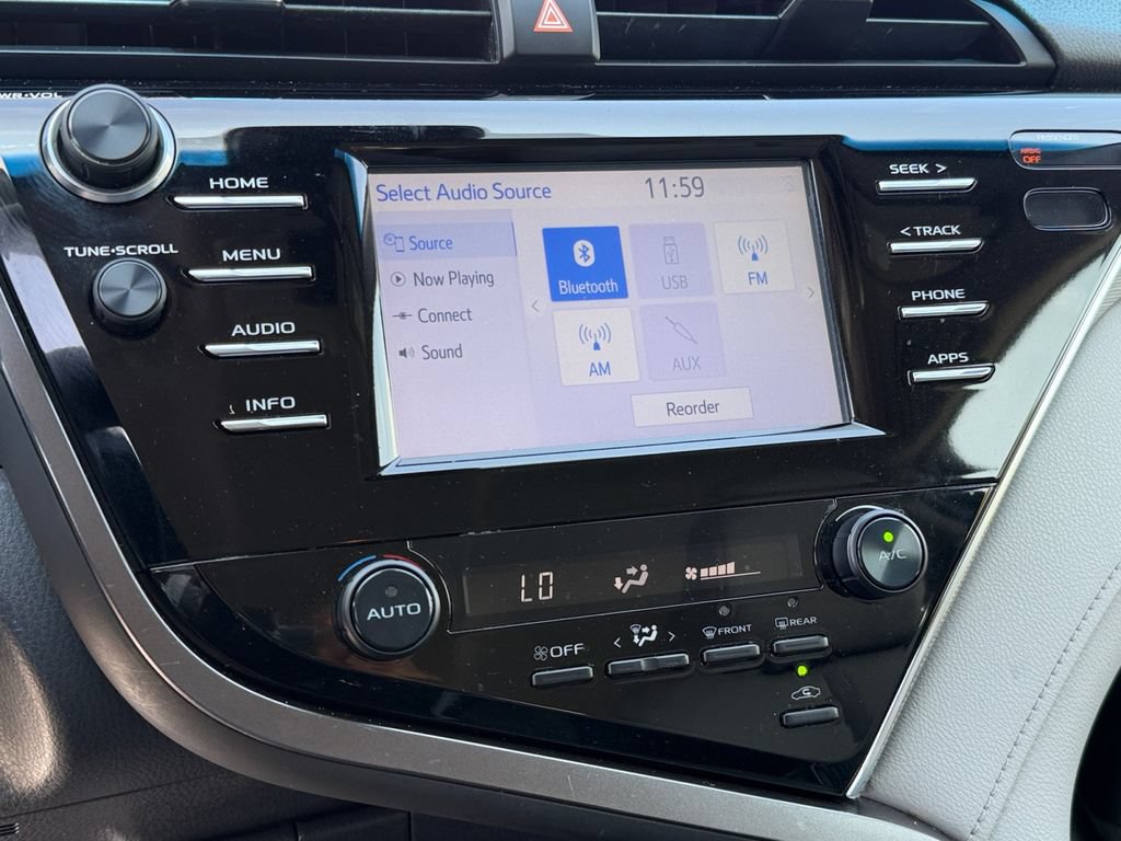 Used 2018 Toyota Camry SE FWD image 24