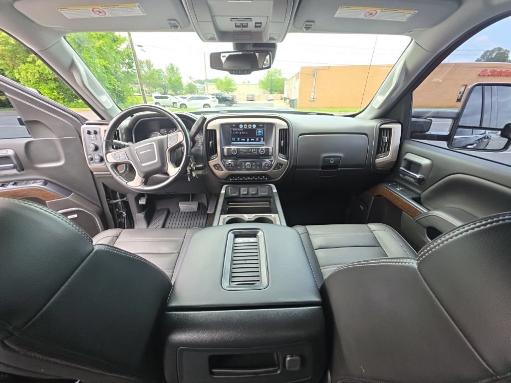 Certified 2018 GMC Sierra 2500 Denali AWD/4WD image 22