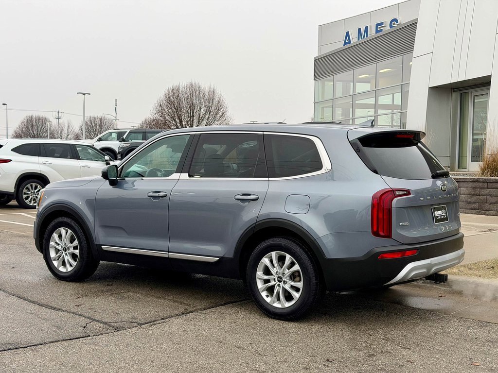 Used 2021 Kia Telluride LX image 3