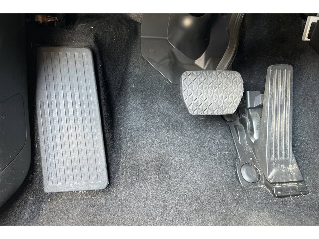 Certified 2022 MAZDA MX-30 Electric w/ Premium Plus Pkg FWD image 44