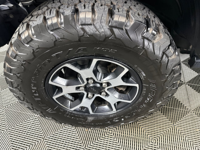 Certified 2021 Jeep Wrangler Unlimited Rubicon AWD/4WD image 32