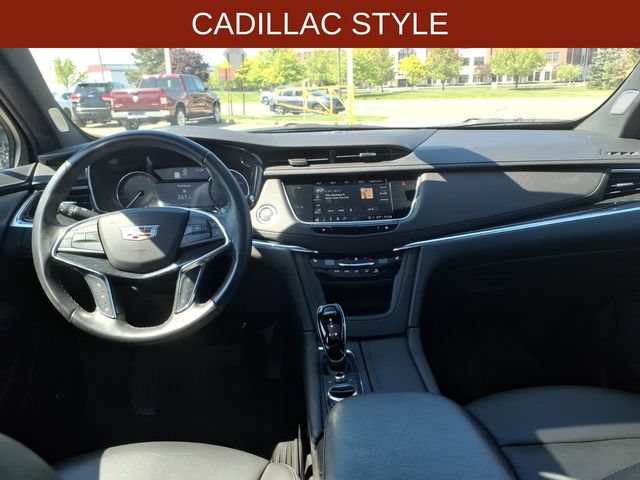 Used 2022 Cadillac XT5 Premium Luxury FWD image 19