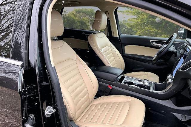 Certified 2022 Ford Edge SEL w/ Convenience Package image 7