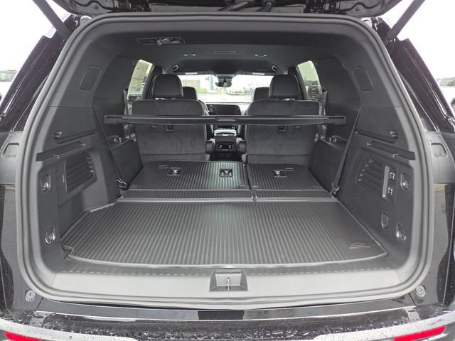 New 2027 Chevrolet Traverse RS w/ LPO, Floor Liner Package AWD/4WD image 20