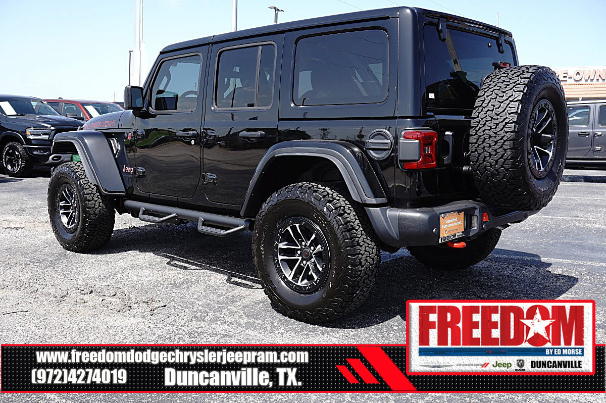 Certified 2026 Jeep Wrangler Unlimited Rubicon AWD/4WD image 3