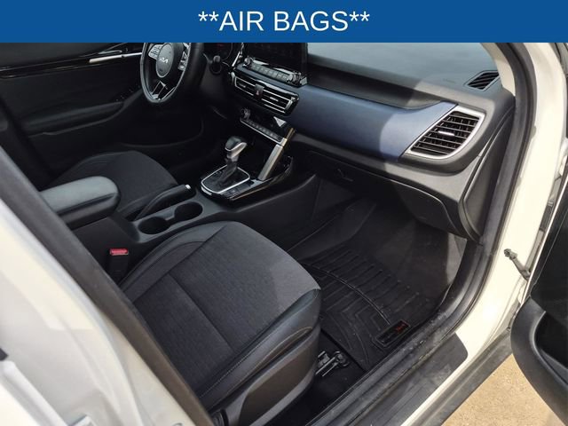 Used 2023 Kia Seltos S w/ Navigation Package image 9