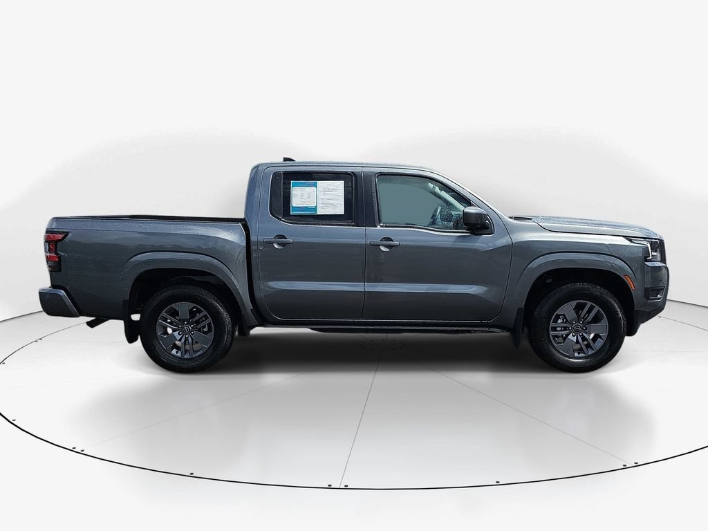 Used 2025 Nissan Frontier SV RWD image 5