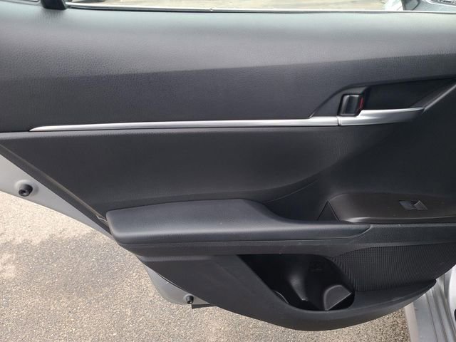 Used 2023 Toyota Camry LE FWD image 17