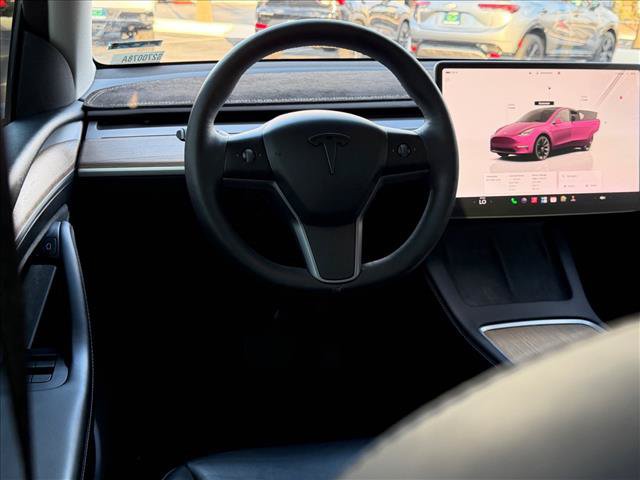 Used 2023 Tesla Model Y Long Range AWD/4WD image 9