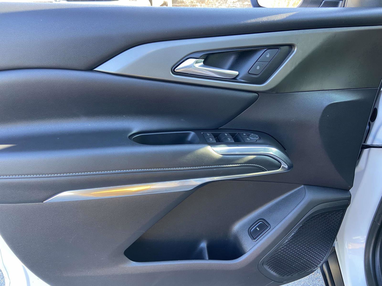 Certified 2025 Chevrolet Traverse LT image 7