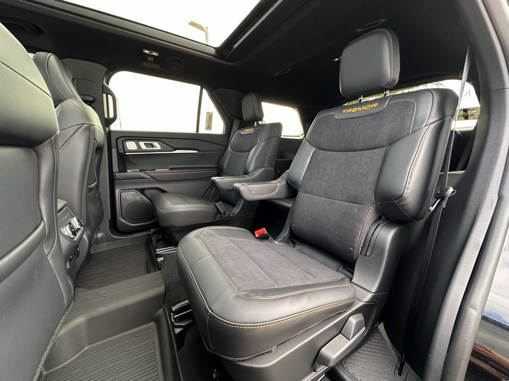 New 2026 Ford Explorer Tremor w/ Tremor Ultimate Package AWD/4WD image 71
