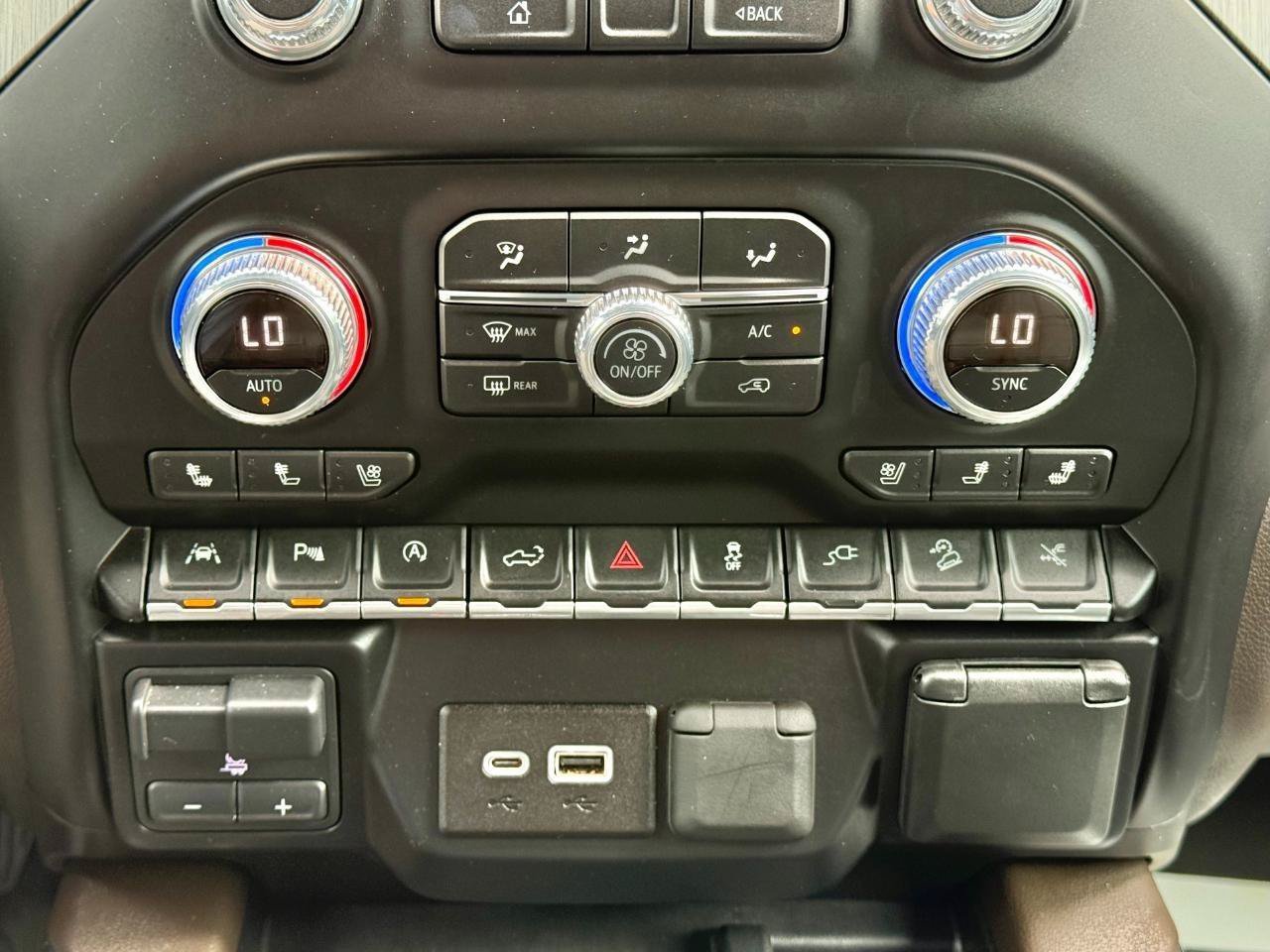 Used 2019 GMC Sierra 1500 Denali w/ Denali Ultimate Package AWD/4WD image 13