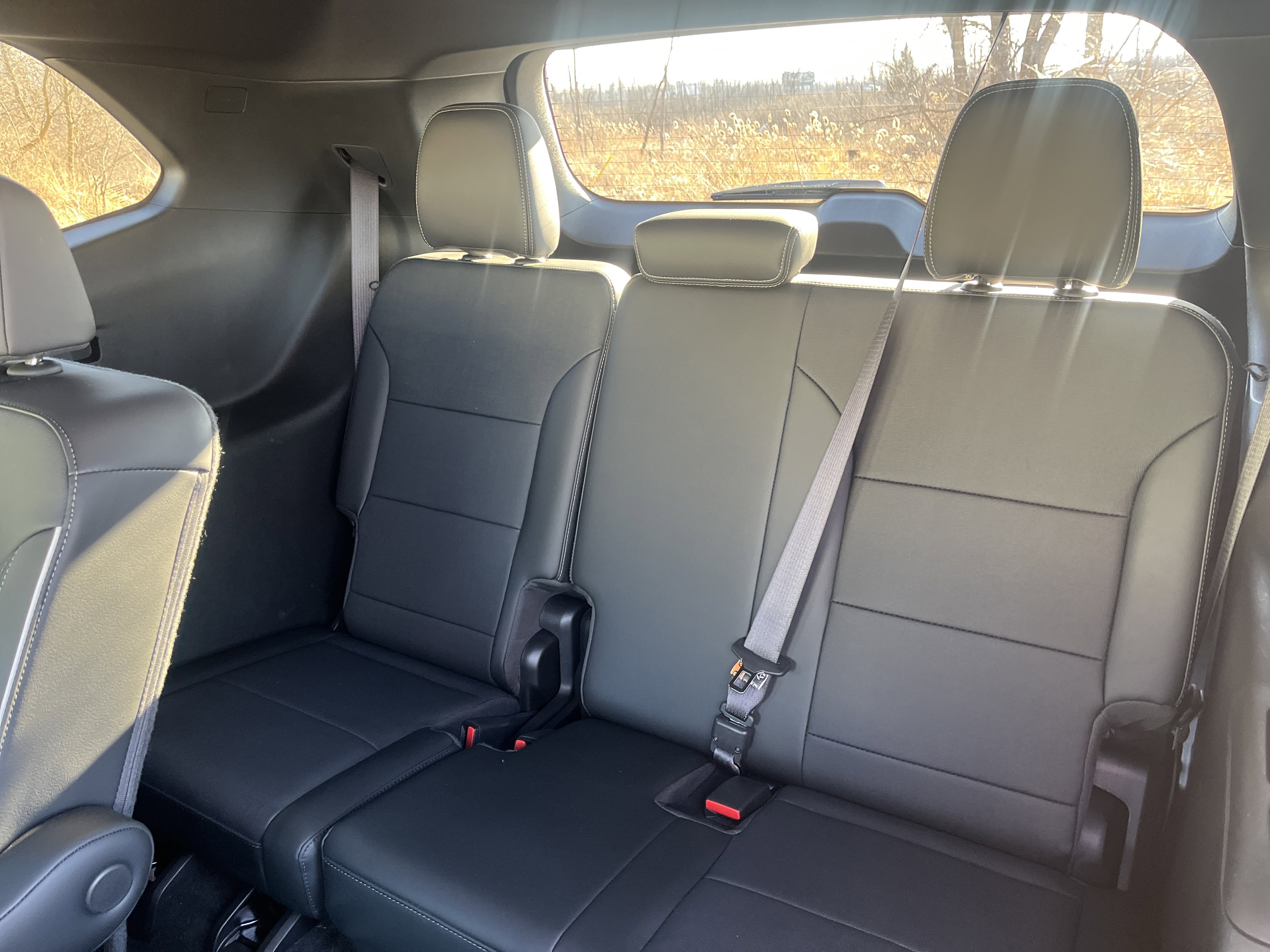 Used 2025 Buick Enclave Preferred image 14