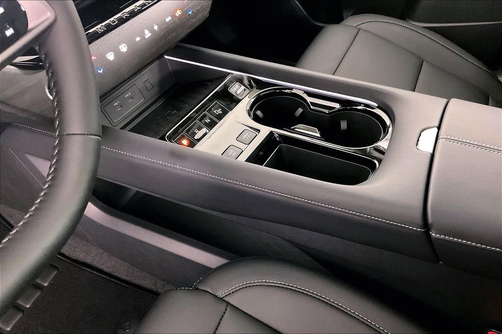 Used 2025 Nissan Murano SL image 12