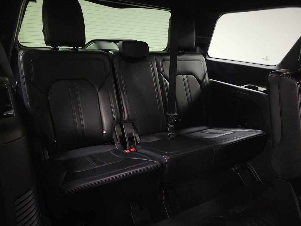 Used 2021 Ford Expedition Limited image 25