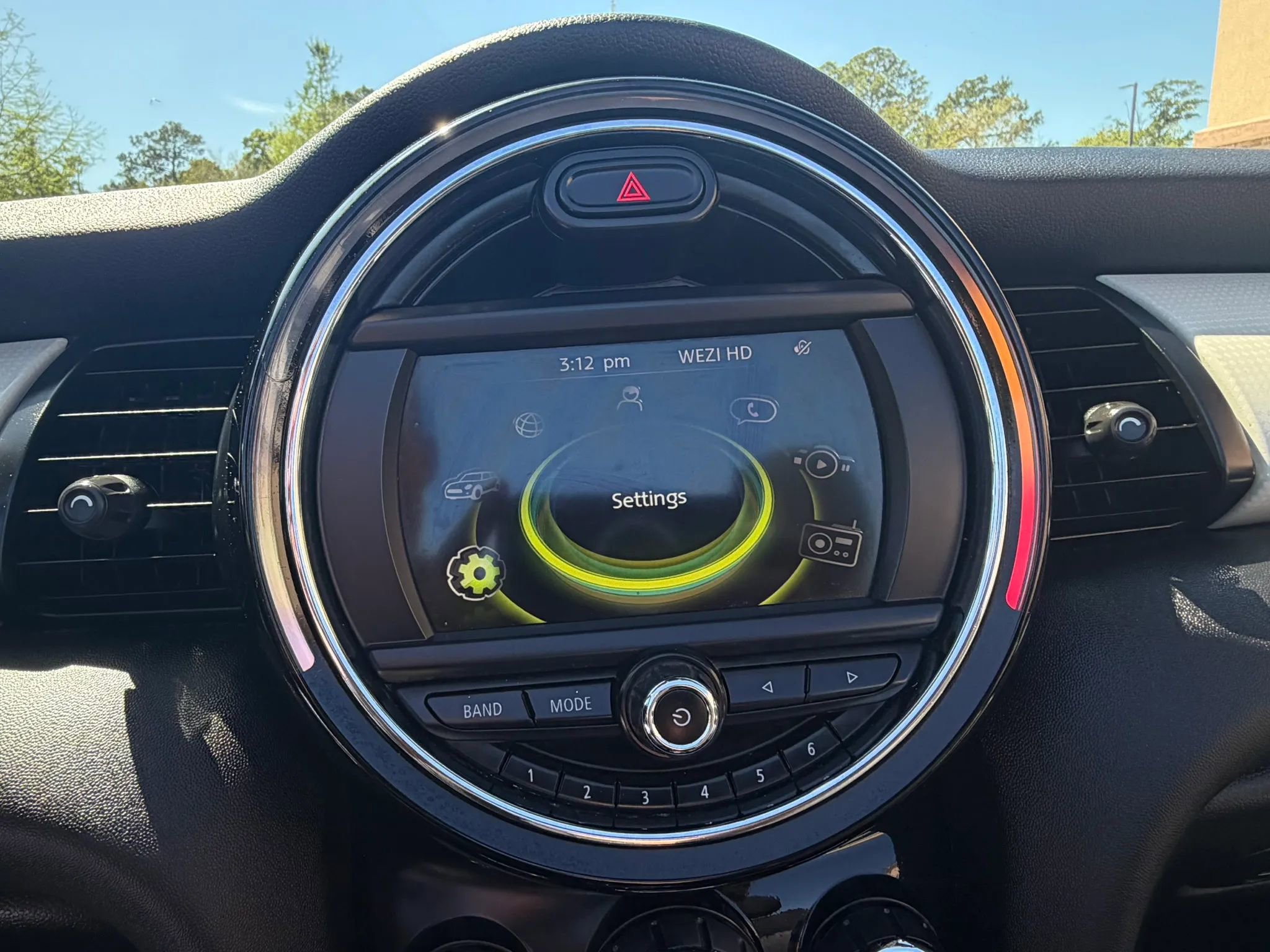 Used 2017 MINI Cooper S image 27