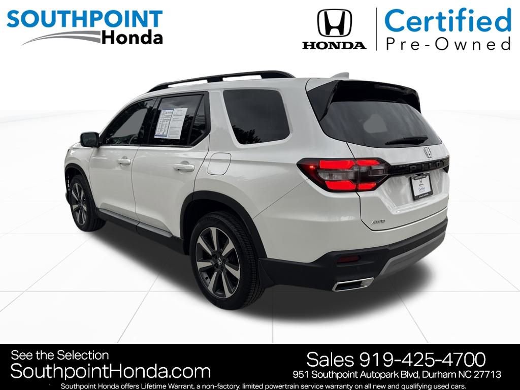 Certified 2025 Honda Pilot Touring image 6