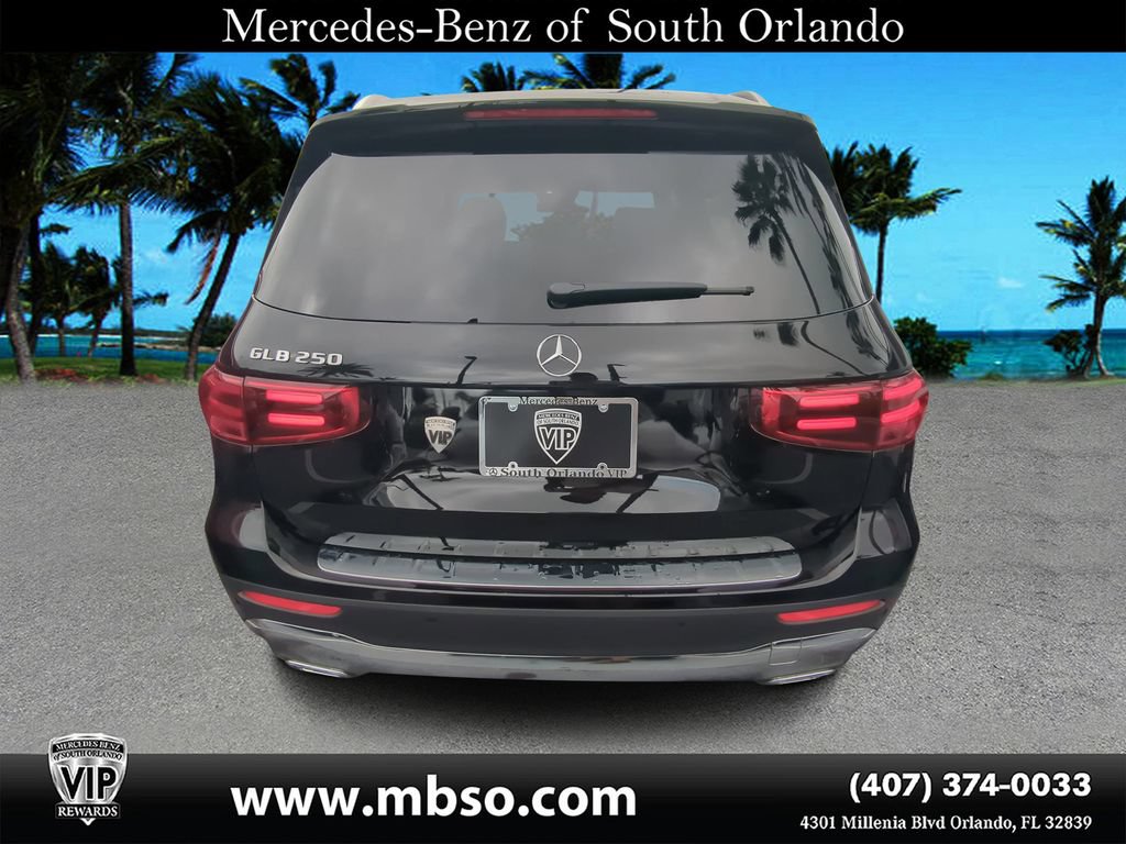 Used 2024 Mercedes-Benz GLB 250 image 17