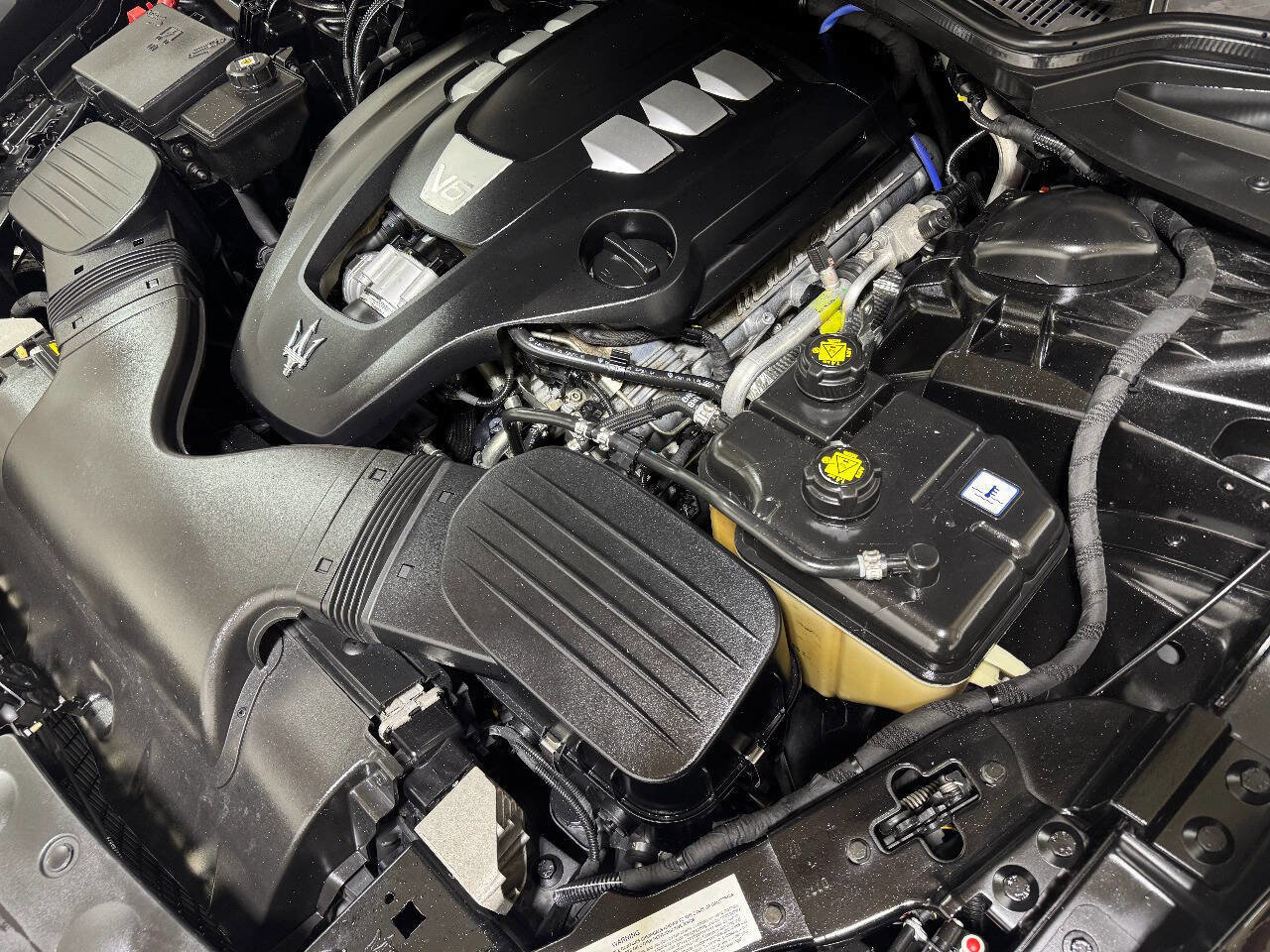 Used 2017 Maserati Ghibli image 77