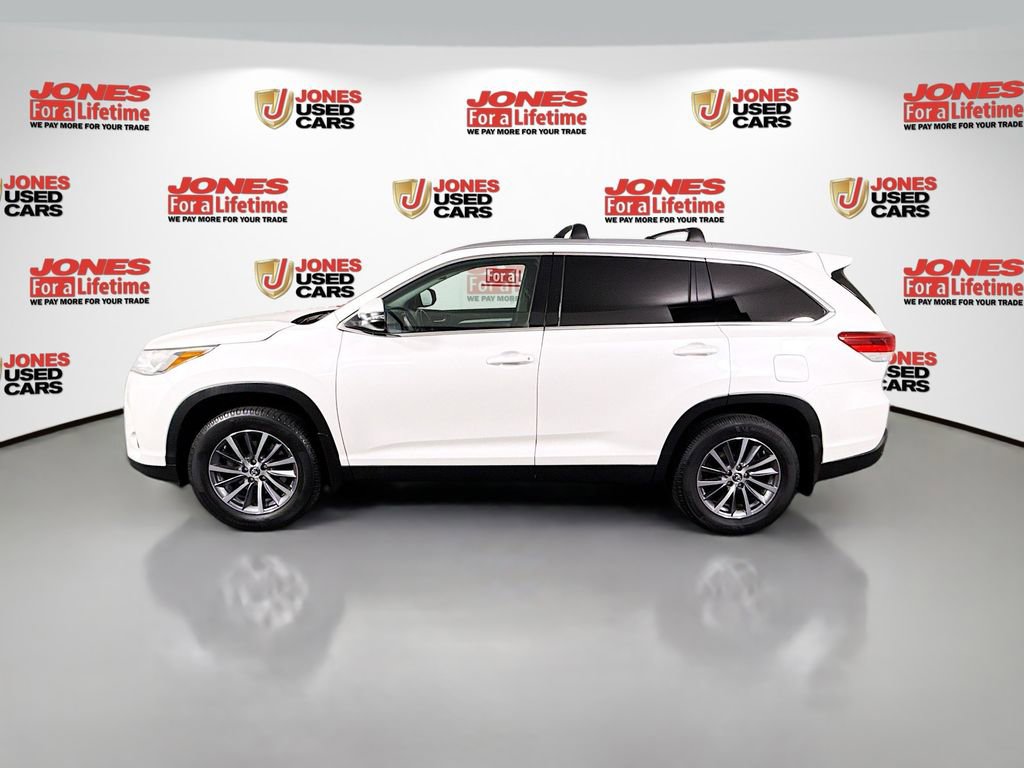 Certified 2019 Toyota Highlander XLE image 14